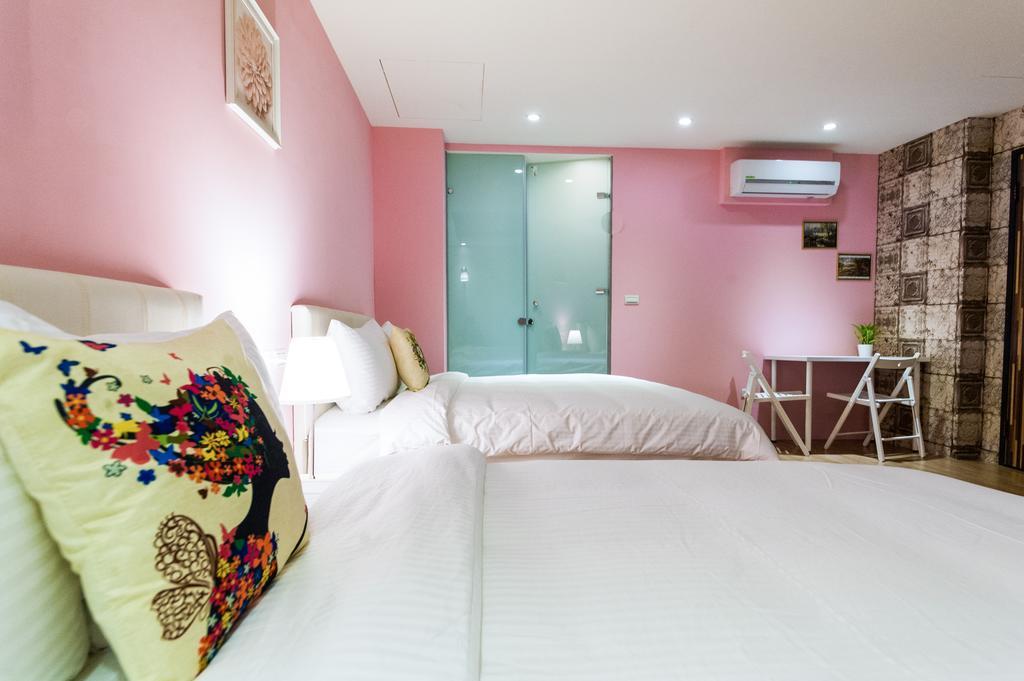 Ace Homestay Luodong Esterno foto
