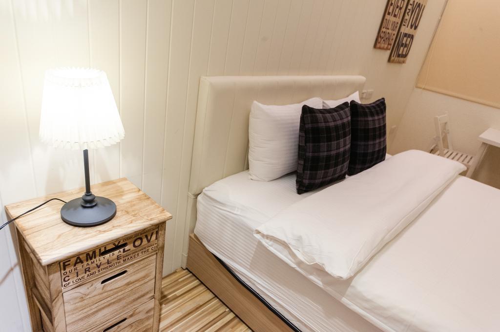 Ace Homestay Luodong Esterno foto