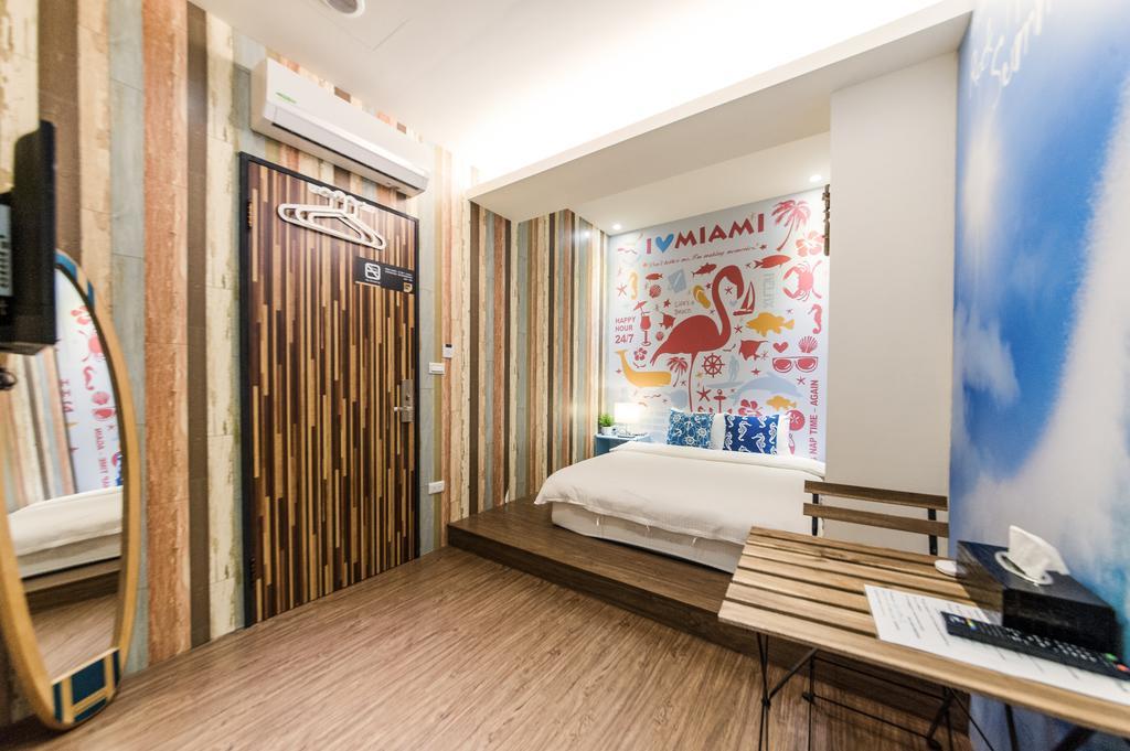 Ace Homestay Luodong Esterno foto